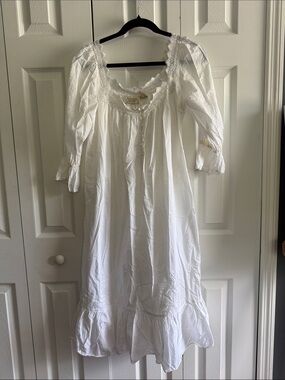 Vintage 90s Victorias Secret Gold Label White Dress / Nightgown S Cottage core